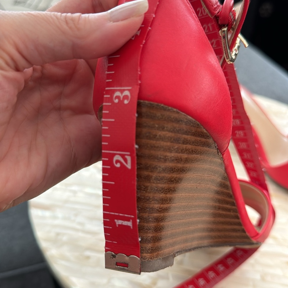 Sale 🔥Orange-red wedge sandals, ankle strap size 7.5 - Picture 10 of 12
